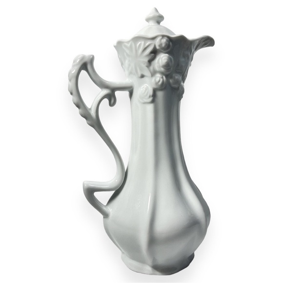 Kaldun‎ & Bogle White Coffee Chocolate Teapot with Lid Embossed Floral - Picture 2 of 5